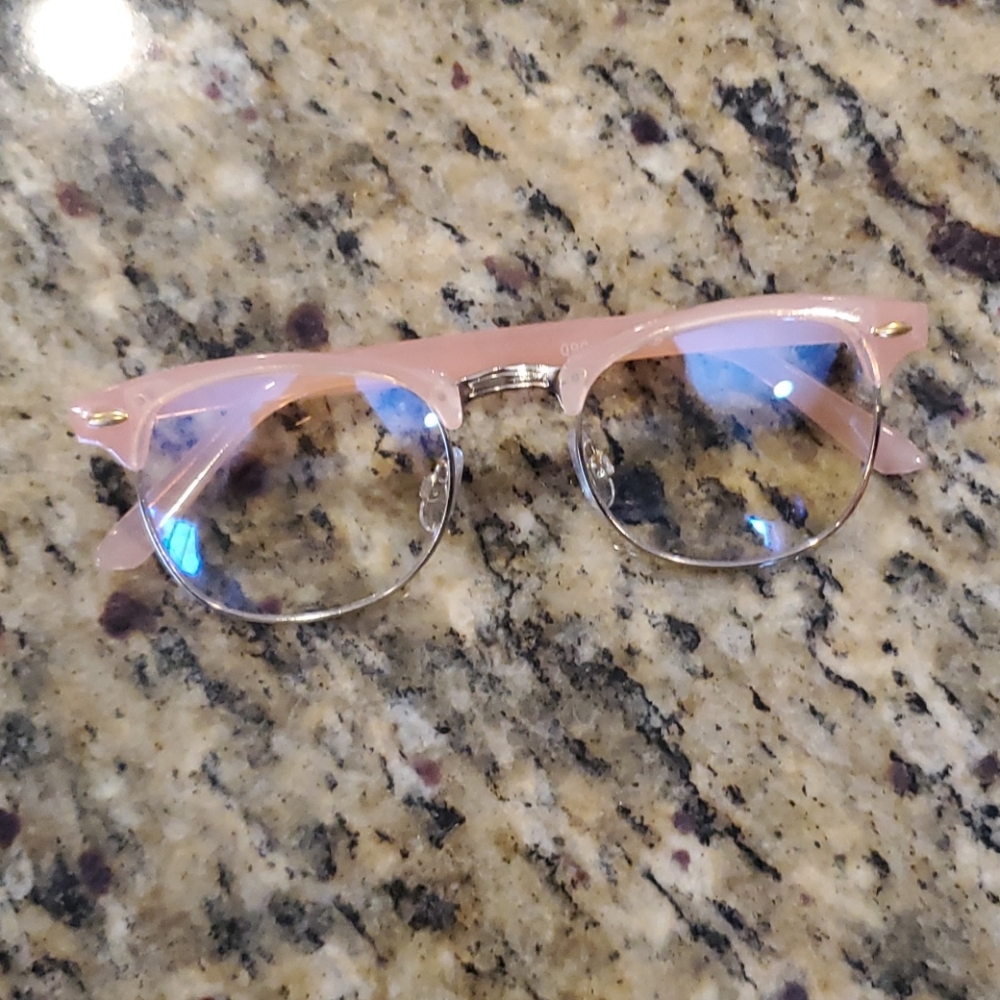Blue light glasses